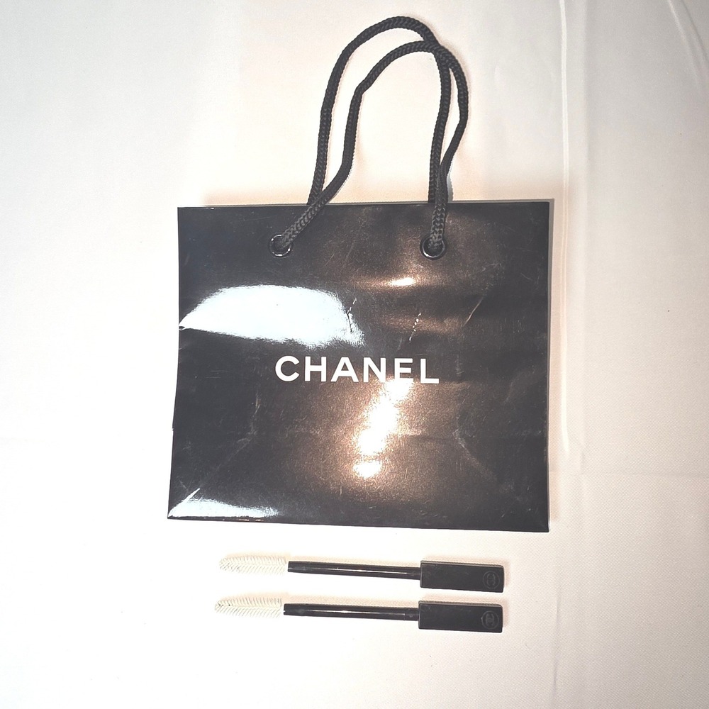 2 Chanel Mascara Wand Spoolie with Small Black Gift Bag CC Logo Black‎ White